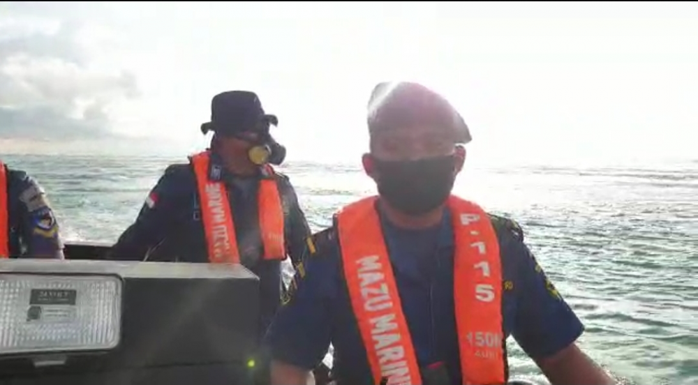 KEMENHUB KERAHKAN DUA KAPAL PATROLI KPLP CEK ADANYA LAPORAN KAPAL KANDAS DI PERAIRAN BATAM