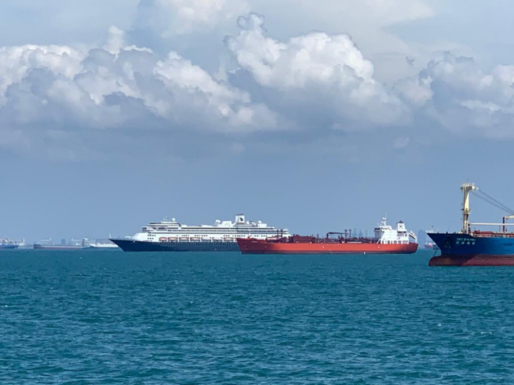 PLP TANJUNG PRIOK SIAGAKAN KAPAL PATROLI KAWAL PROSES REPATRIASI ABK DARI KAPAL PESIAR ASING