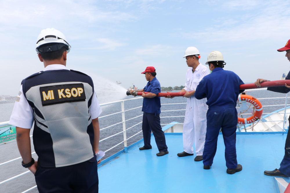 JELANG ANGKUTAN LAUT LEBARAN 2020, KEMENHUB UJI PETIK KELAIKLAUTAN KAPAL PENUMPANG