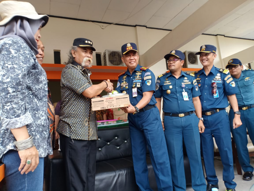 KEMENHUB BERSAMA INSTANSI TERKAIT DI SULTENG GALANG BANTUAN UNTUK KORBAN KEBAKARAN DI TOLITOLI