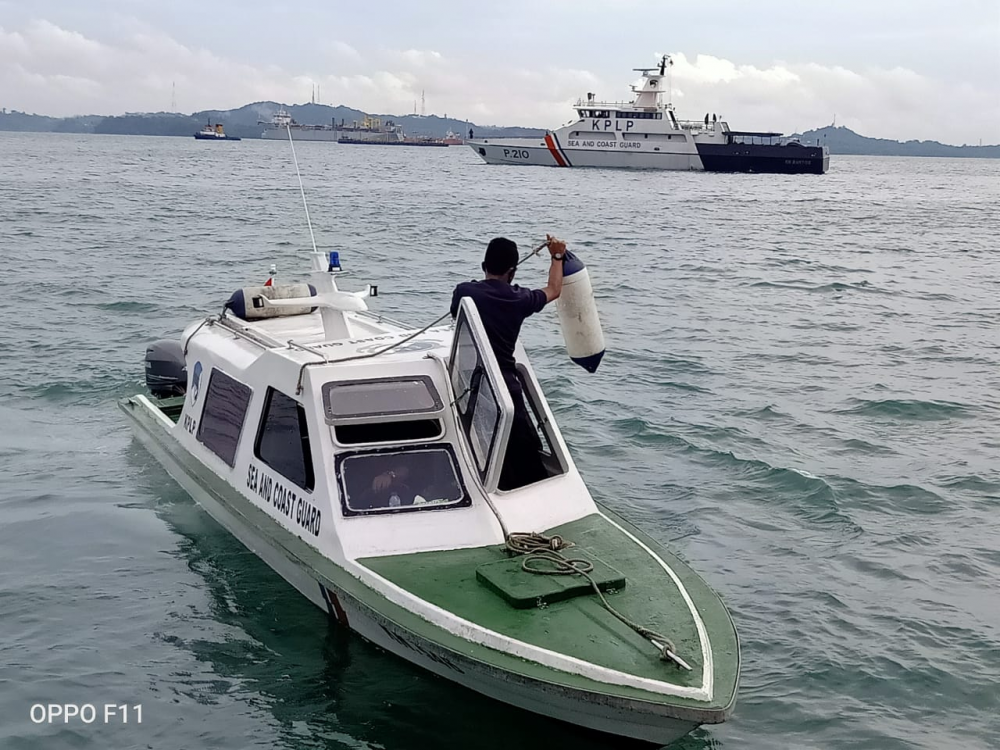 EMPAT ORANG AWAK KAPAL SELAMAT PADA KECELAKAAN KAPAL TB. MULTI SAHABAT 8 DI PERAIRAN BATU AMPAR, BATAM