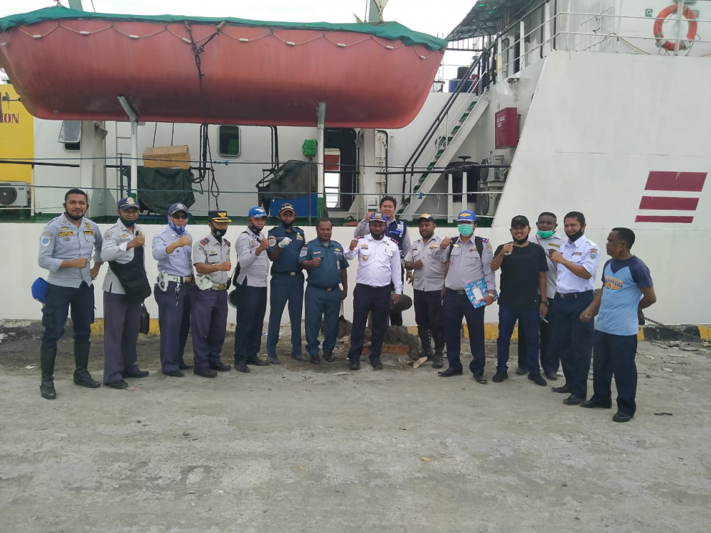 KEMENHUB FASILITASI PELAJAR/MAHASISWA UNTUK LANJUTKAN STUDI DI LUAR WILAYAH MEEPAGO PAPUA DENGAN TRANSPORTASI LAUT