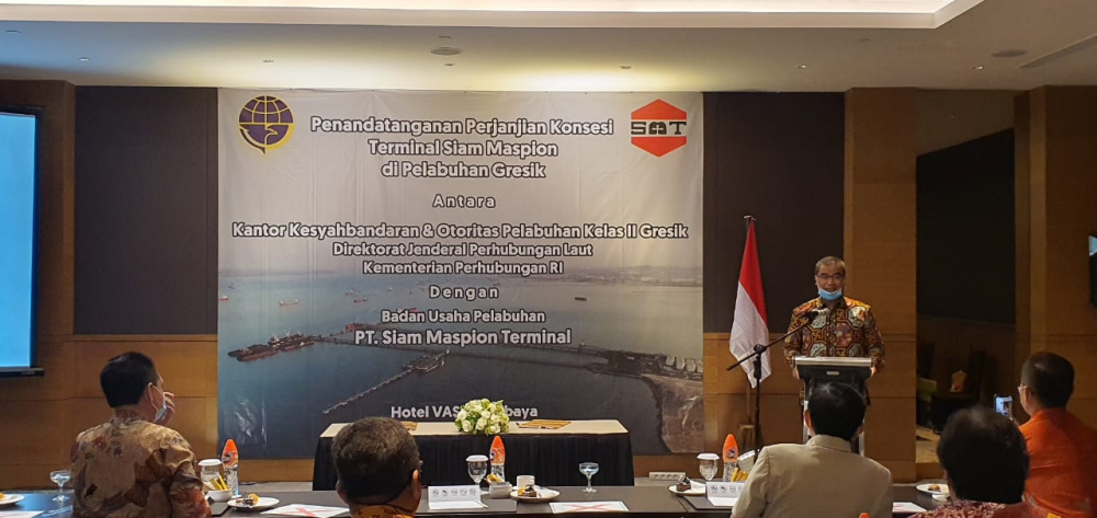 PT. SMT RESMI KELOLA TERMINAL SIAM MASPION DI PELABUHAN GRESIK