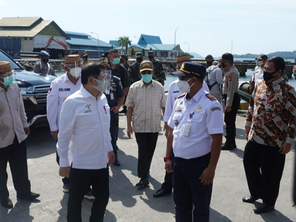 HUT RI KE 75, KEMENHUB OPTIMALKAN PELAYANAN KEPELABUHANAN  DUKUNG KESUKSESAN EKSPOR 12.000 TON JAGUNG DAN 11.700 TON TETES TEBU  KE PHILIPINA