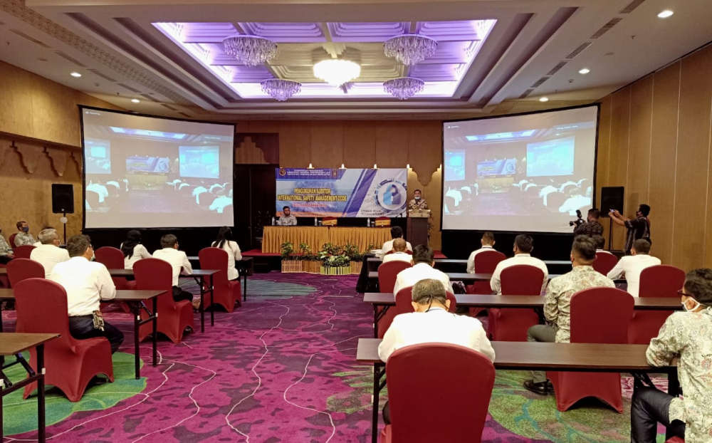 TINGKATKAN ASPEK KELAIKLAUTAN KAPAL, KEMENHUB KUKUHKAN 21 AUDITOR ISM CODE