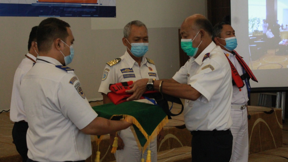 TIGA PULUH ORANG PANDU LAUT DALAM DINYATAKAN LULUS PELATIHAN KEMENHUB