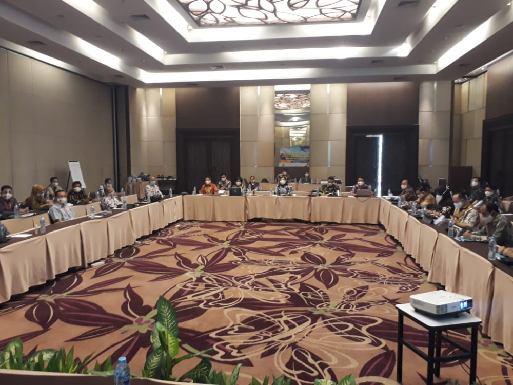 KEMENHUB SUSUN REVISI KM 70 Tahun 1998 TENTANG PENGAWAKAN KAPAL NIAGA