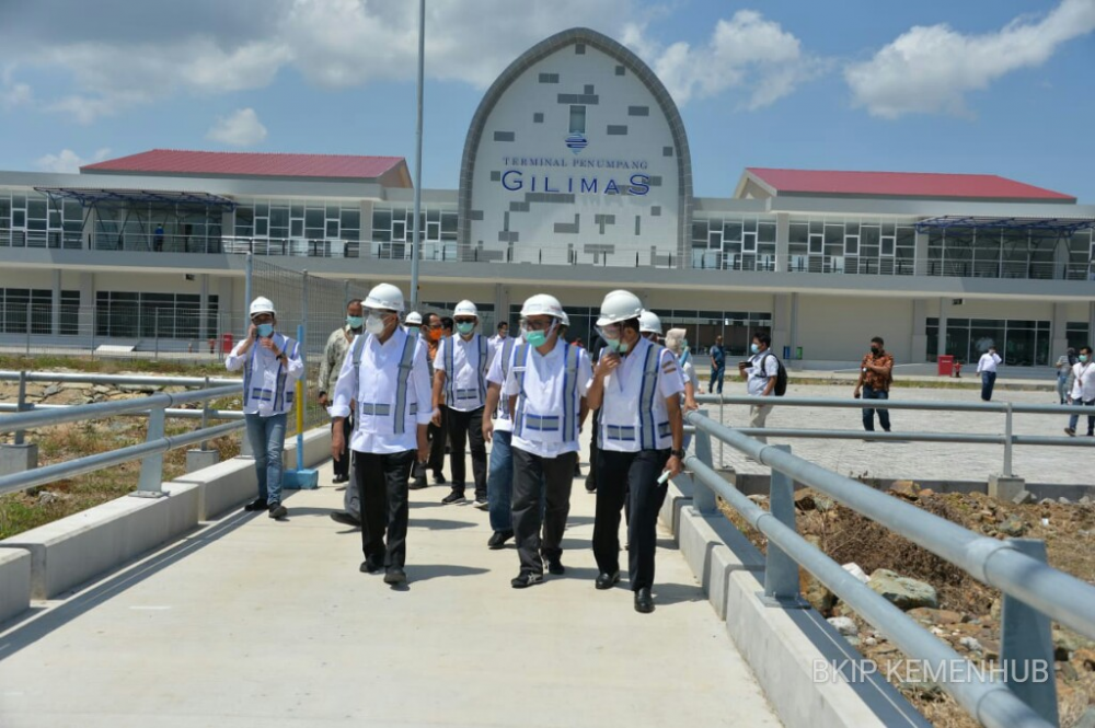 KE LOMBOK, MENHUB CEK KESIAPAN OPERASI DERMAGA DAN TERMINAL PENUMPANG GILIMAS