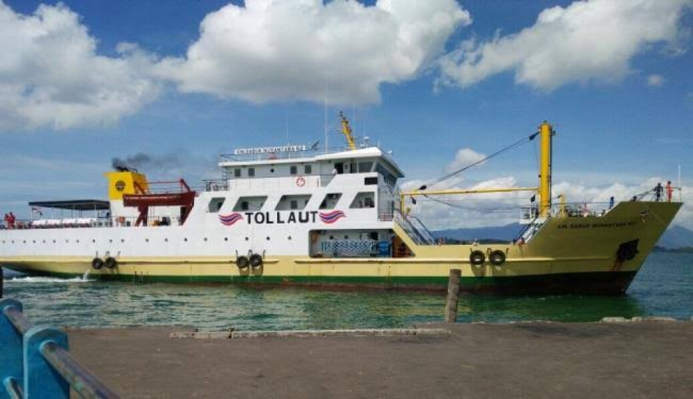 KAPAL PERINTIS YANG MELAYANI TUAL