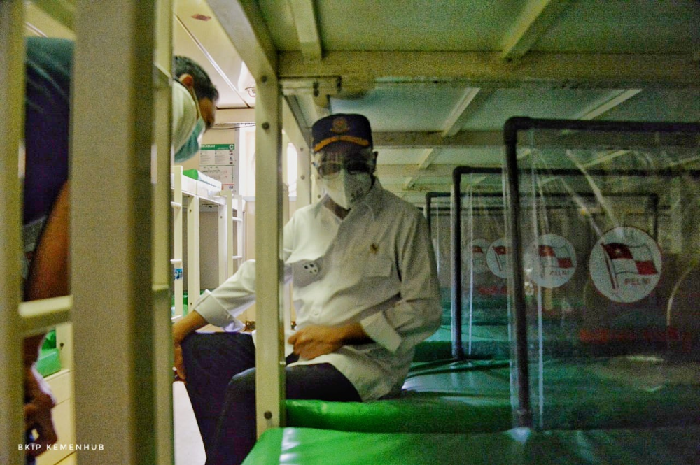 Terapkan Protokol Kesehatan Dengan Baik, Menhub Apresiasi Petugas Pelabuhan Tanjung Priok