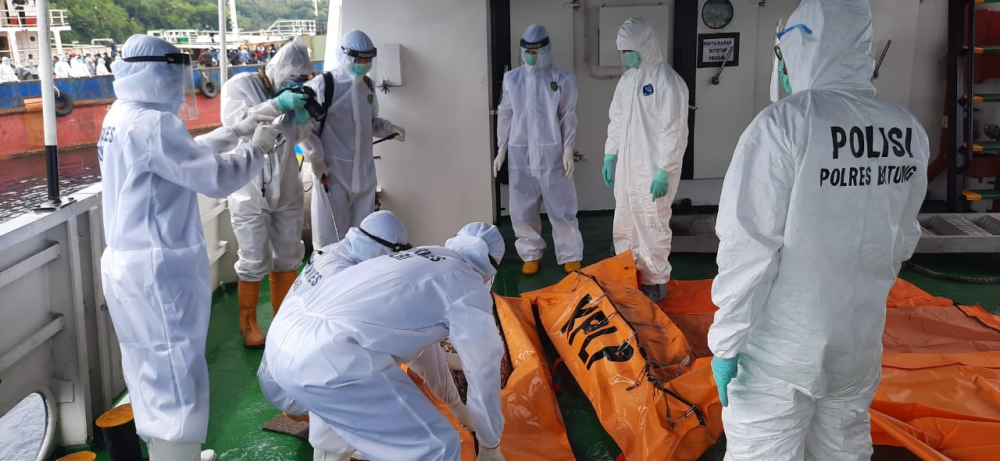 PEMERINTAH INDONESIA REPATRIASI 157 ABK WNI  KAPAL RRT MELALUI PELABUHAN BITUNG