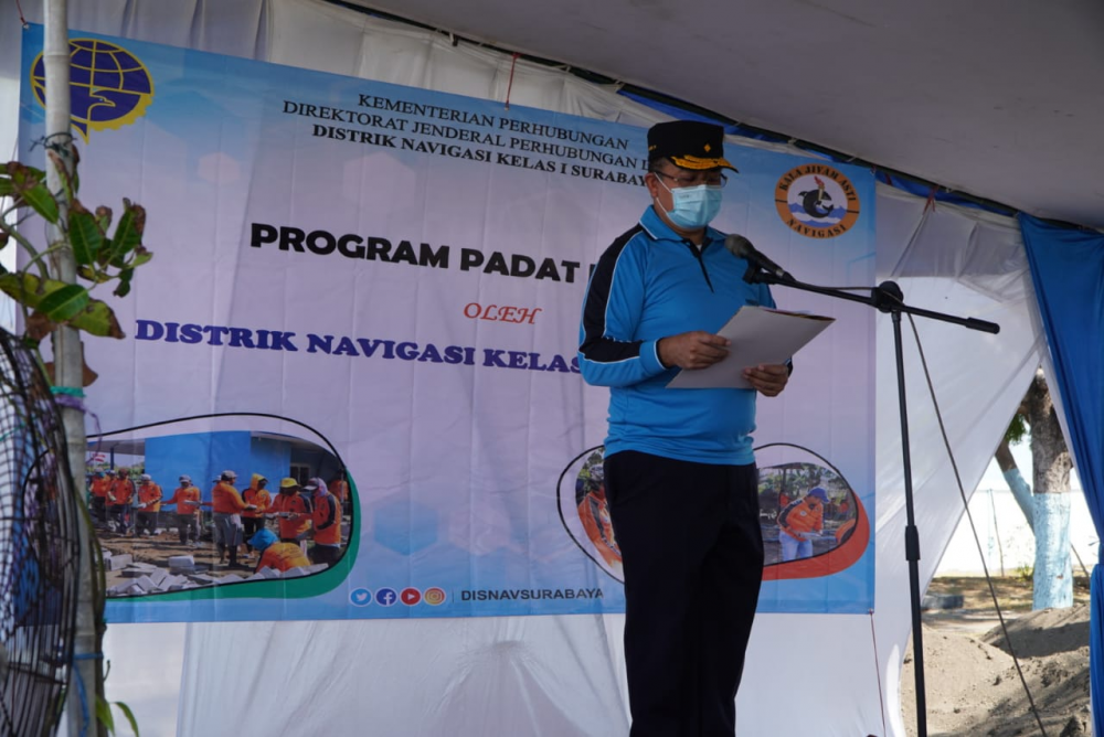 PEMBERDAYAAN MASYARAKAT SEKITAR, DITJEN HUBLA SELENGGARAKAN PADAT KARYA DI MENARA SUAR TANJUNG PACINAN