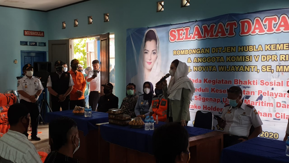 DITJEN HUBLA TURUT BERPARTSIPASI GELAR BAKTI SOSIAL DAN GERAKAN PEDULI KESELAMATAN PELAYARAN