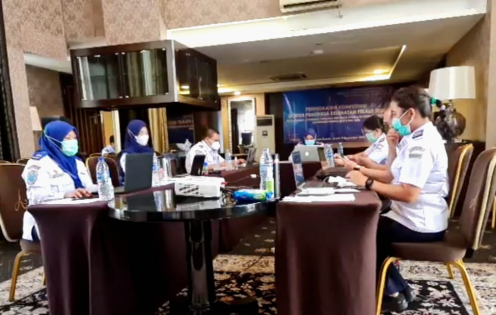 DOKTER PEMERIKSA PELAUT DIBEKALI KETRAMPILAN PENANGANAN COVID-19