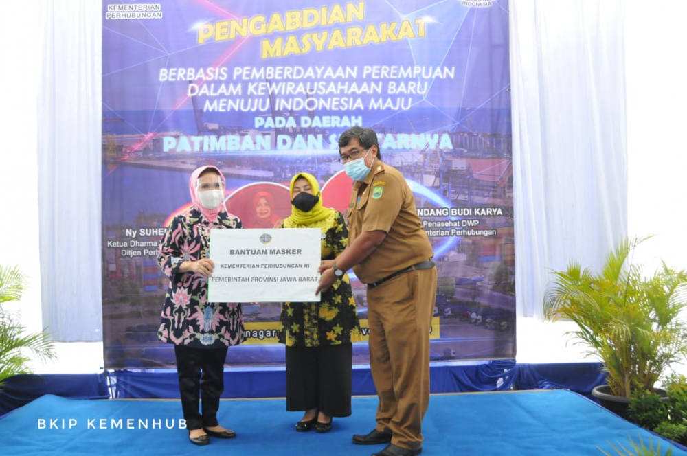 KEMENHUB BERI PELATIHAN WIRAUSAHA BAGI PEREMPUAN DI SEKITAR PELABUHAN PATIMBAN