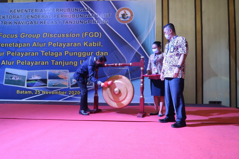 KEMENTERIAN PERHUBUNGAN BAHAS RENCANA PENETAPAN 3 (TIGA) ALUR PELAYARAN DI KEPULAUAN RIAU