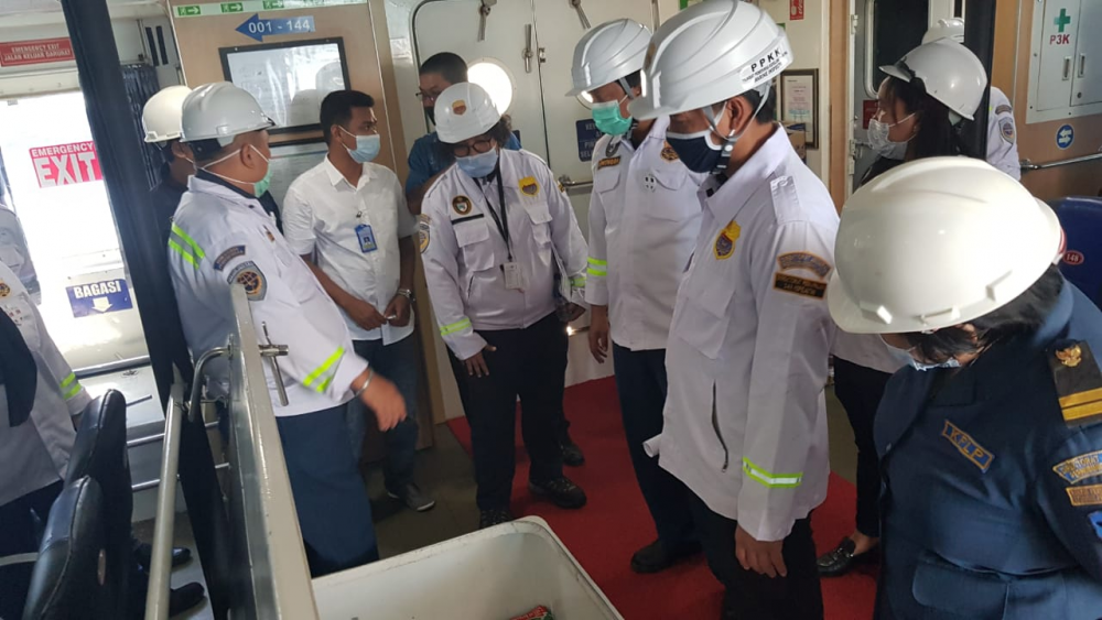 KEMENHUB UJI PETIK KAPAL PENUMPANG DI BATAM JELANG ANGKUTAN LAUT NATAL DAN TAHUN BARU 2020