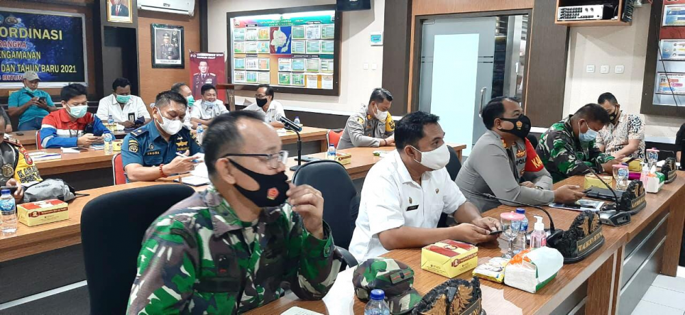 Kepala KSOP Bitung hadiri rapat koordinasi lintas sektoral pengamanan perayaan natal 2020 dan tahun baru 2021 di wilayah Provinsi Sulawesi Utara
