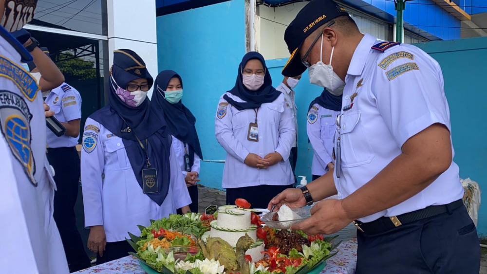 PELETAKAN BATU PERTAMA
