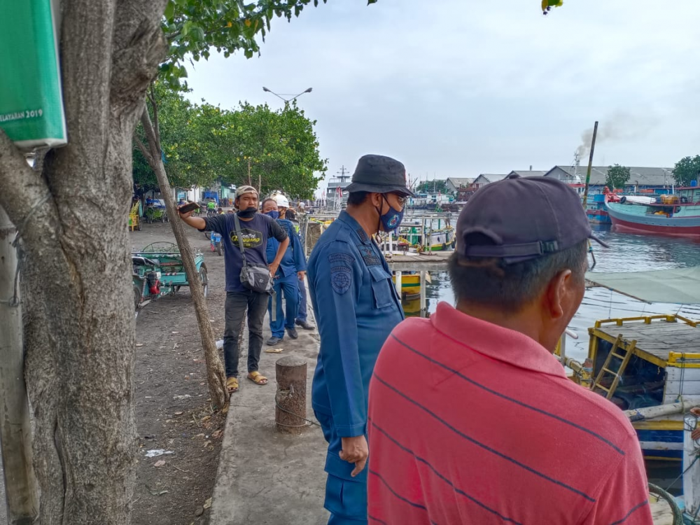 GIAT POSKO TERPADU NATARU 2020/2021, KSOP KELAS IV PROBOLINGGO MELAKUKAN PENGAWASAN KESELAMATAN DAN KEAMANAN PELAYARAN KAPAL PENYEBRANGAN TRADISIONAL