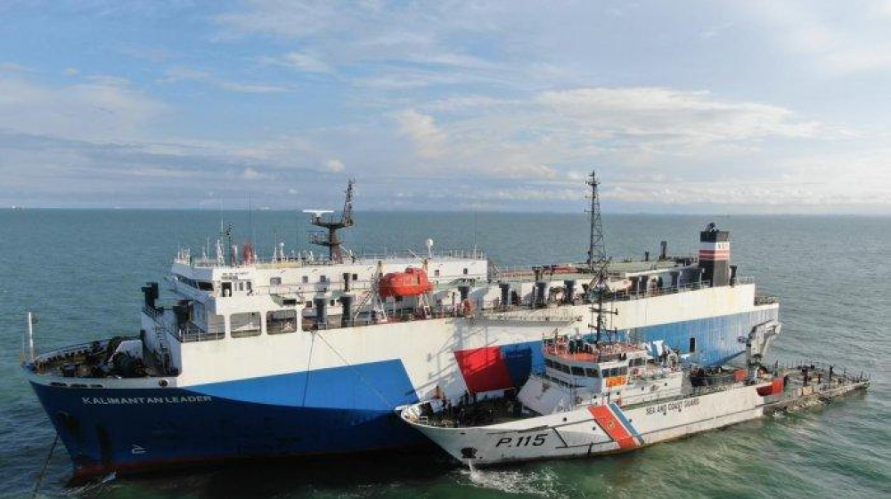 SEPAK TERJANG KPLP DALAM MENJAGA KESELAMATAN DAN KEAMANAN PELAYARAN DI PERAIRAN INDONESIA