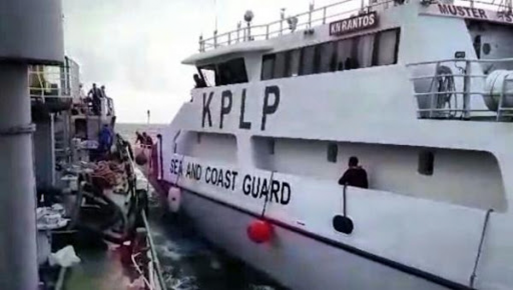 SEPAK TERJANG KPLP DALAM MENJAGA KESELAMATAN DAN KEAMANAN PELAYARAN DI PERAIRAN INDONESIA
