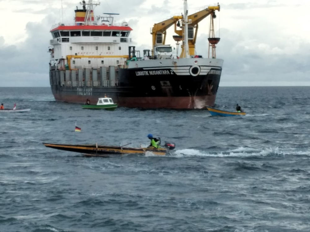 RESMI BEROPERASI, KAPAL TOL LAUT LOGISTIK NUSANTARA 2 TIBA DI PELABUHAN DEPAPRE JAYAPURA