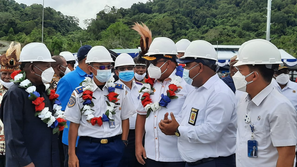RESMI BEROPERASI, KAPAL TOL LAUT LOGISTIK NUSANTARA 2 TIBA DI PELABUHAN DEPAPRE JAYAPURA