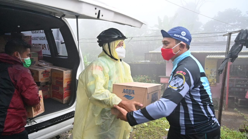KSU TANJUNG PRIOK MELEPAS SATU KONTAINER BANTUAN KEMANUSIAAN KE SULBAR, KALSEL DAN JABAR