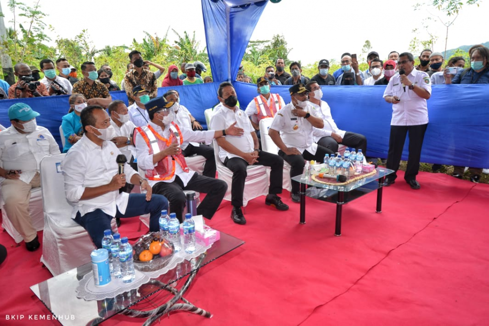 DUKUNG MALUKU JADI LUMBUNG IKAN NASIONAL, KEMENHUB SIAPKAN PEMBANGUNAN PELABUHAN TERINTEGRASI DENGAN PUSAT KEGIATAN PERIKANAN