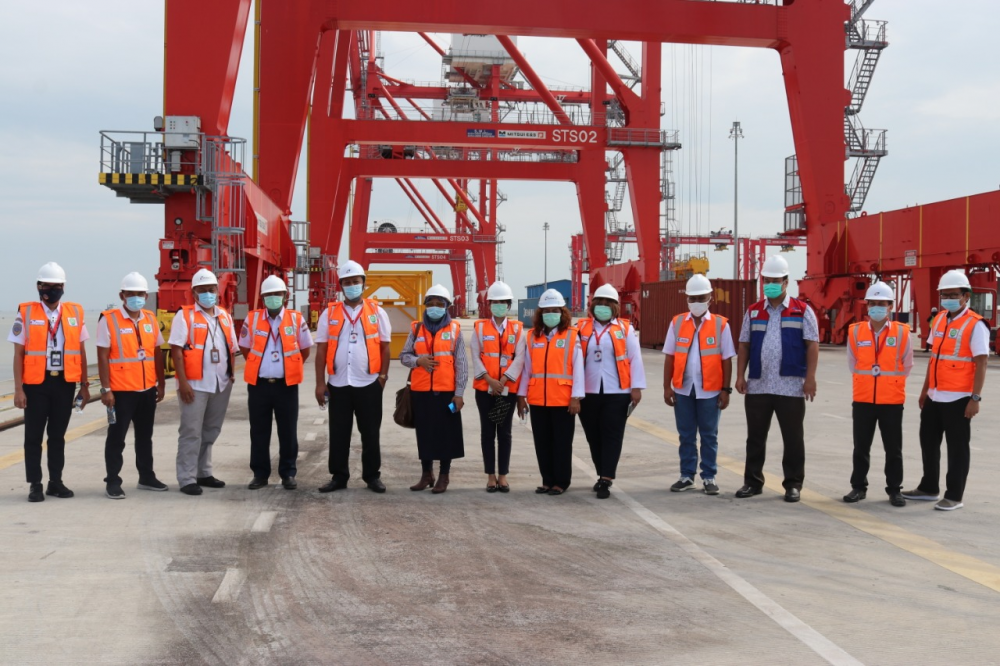 REVIU ADDENDUM III PERJANJIAN KONSESI PENGUSAHAAN TERMINAL PETIKEMAS BELAWAN FASE 2 ANTARA KANTOR OTORITAS PELABUHAN UTAMA BELAWAN DAN PT PELABUHAN INDONESIA I (PERSERO)
