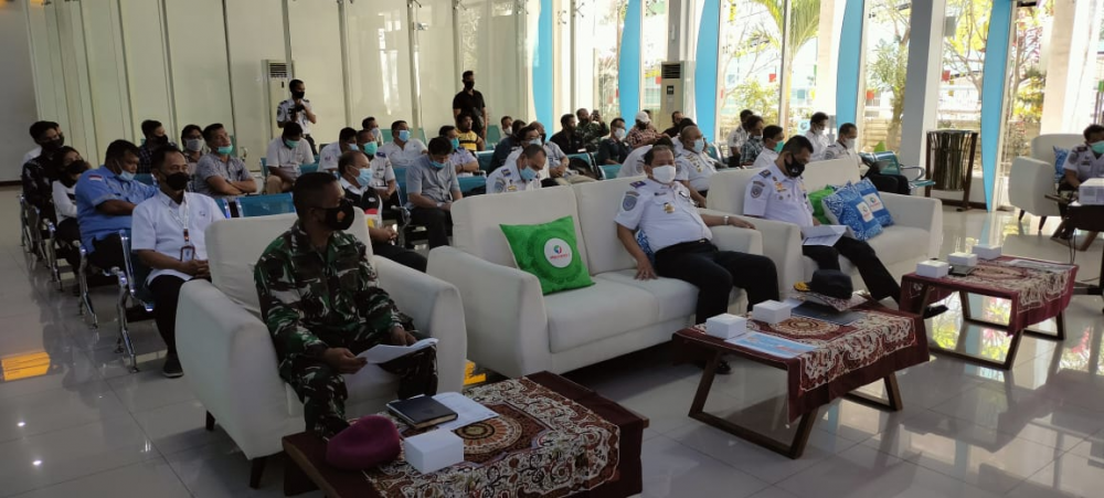 "Rapat Evaluasi Pelayanan Kapal di Pelabuhan Belawan Khusus untuk Kapal diatas 100 Meter"