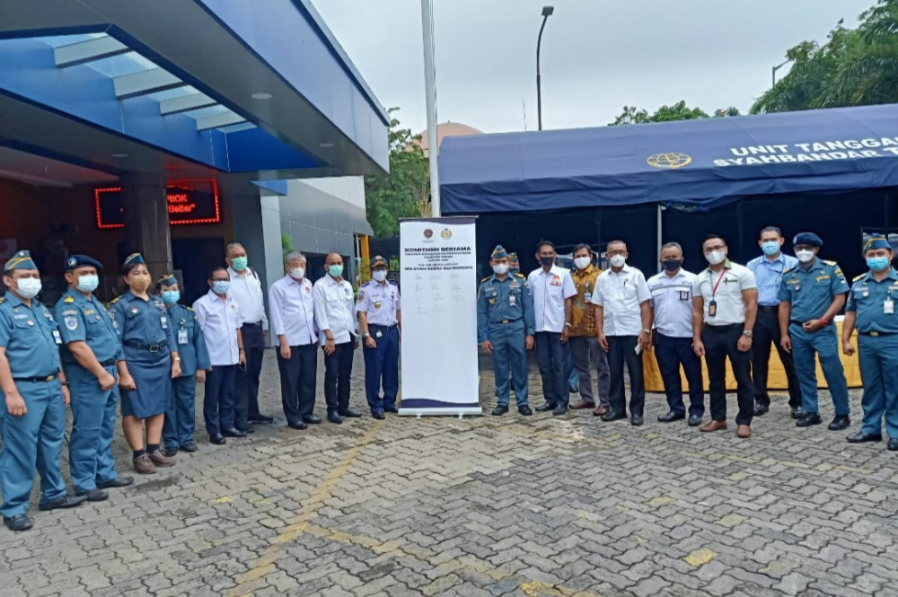 KOMITMEN WUJUDKAN WILAYAH BEBAS KORUPSI, SYAHBANDAR TANJUNG PRIOK TANDATANGANI PAKTA INTEGRITAS