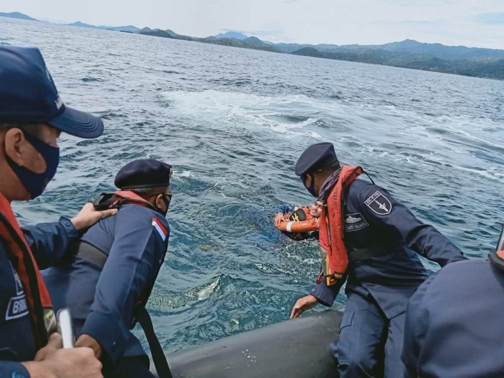 PANGKALAN PLP KELAS II TANJUNG PERAK KOMIT JAGA KESELAMATAN DAN KEAMANAN PELAYARAN DI PERAIRAN INDONESIA