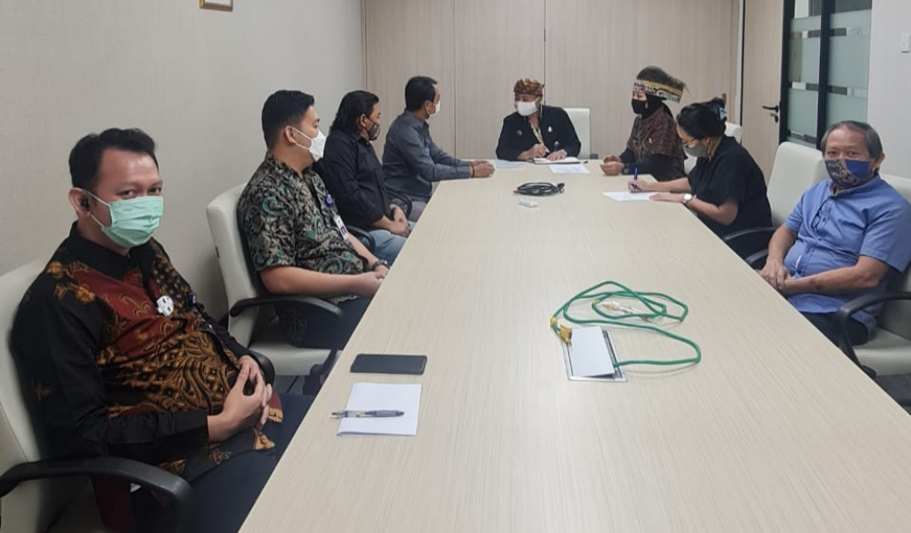 KEMENHUB FASILITASI PEMBERIAN SANTUNAN ABK YANG MENINGGAL SAAT BERTUGAS KE HUNGARIA
