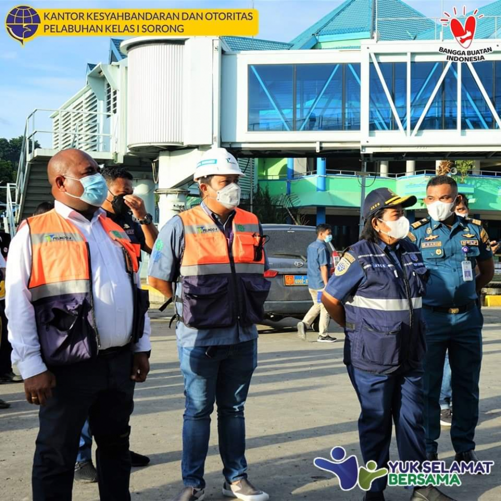 KSOP Sorong dampingi staf presiden RI kunjungi pelabuhan umum dan arar
