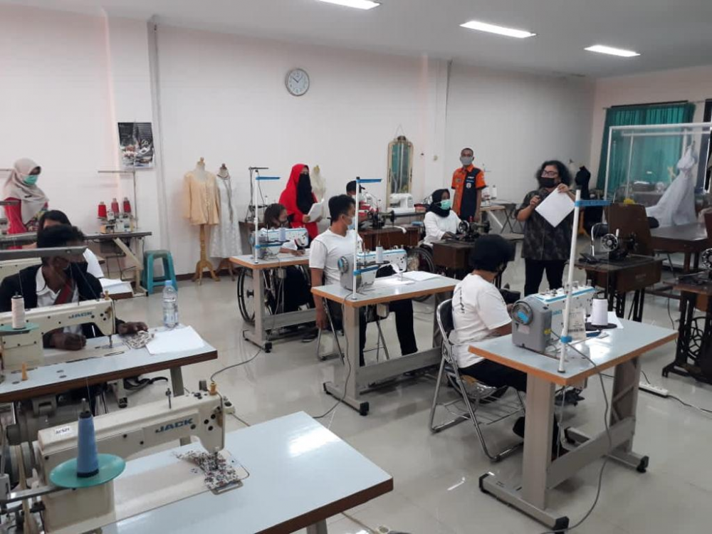 DITJEN HUBLA APRESIASI UPAYA WIMA INA BERDAYAKAN PEREMPUAN PENYANDANG DISABILITAS