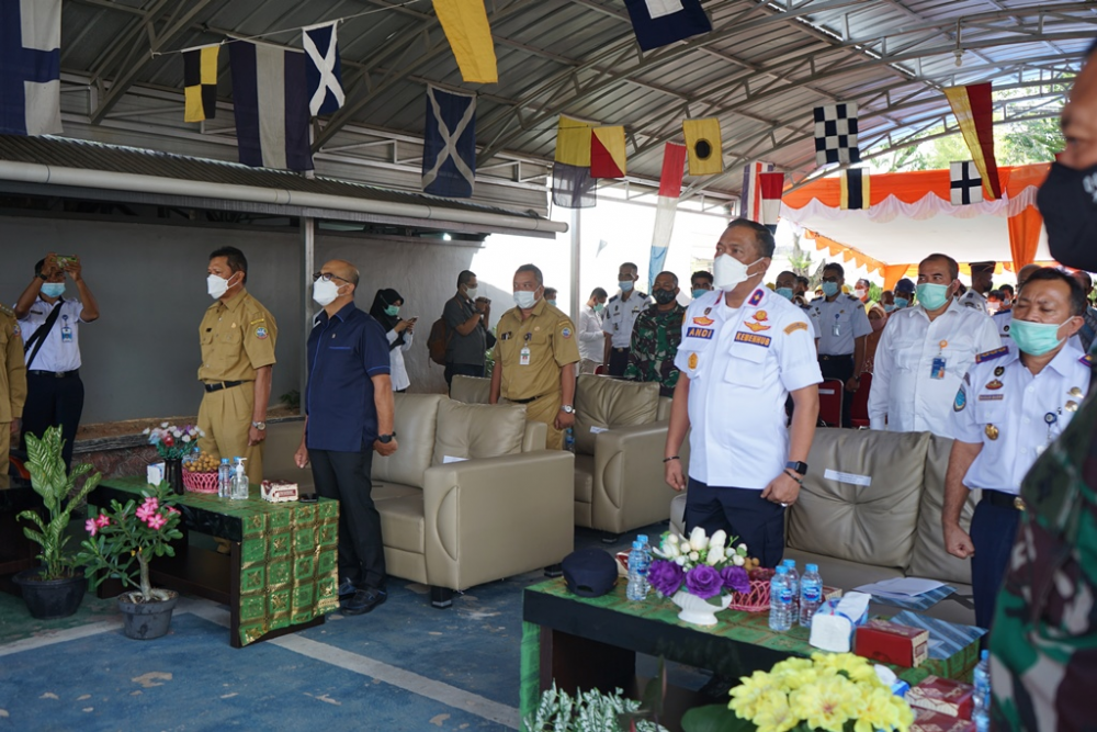 LIBATKAN MASYARAKAT, KEMENHUB GELAR PADAT KARYA SELAMA 12 HARI DI PONTIANAK