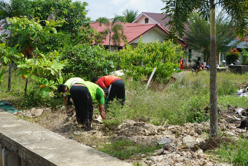 LIBATKAN MASYARAKAT, KEMENHUB GELAR PADAT KARYA SELAMA 12 HARI DI PONTIANAK