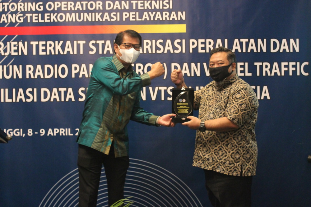 TINGKATKAN KOMPETENSI OPERATOR DAN TEKNISI TELEKOMUNIKASI PELAYARAN, KEMENHUB GELAR SOSIALISASI DAN MENTORING