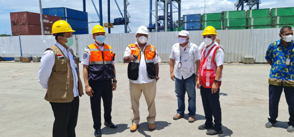 STRATEGI KEMENHUB TEKAN DISPARITAS HARGA DI PEGUNUNGAN DAN PESISIR PAPUA MELALUI SINERGI TOL LAUT DENGAN ANGKUTAN MULTIMODA