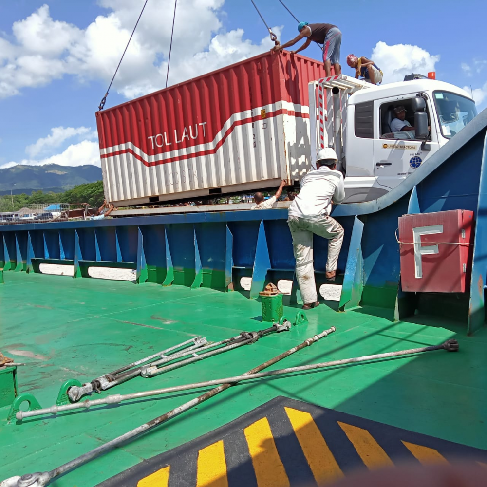 KSOP JAYAPURA DAN POLDA PAPUA BERSINERGI  OPTIMALKAN PROGRAM TOL LAUT PAPUA