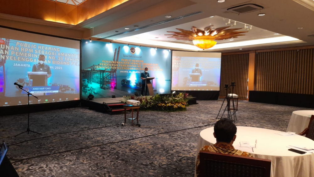 PERKAYA MATERI DI RPM TINDAK LANJUT OMNIBUS LAW PELAYARAN, KEMENHUB GELAR PUBLIC HEARING