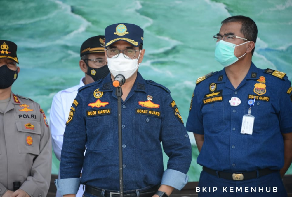 Tingkatkan Daya Saing, Menhub : Pelayanan Ship To Ship di Pulau Nipa Harus Terus Dioptimalkan
