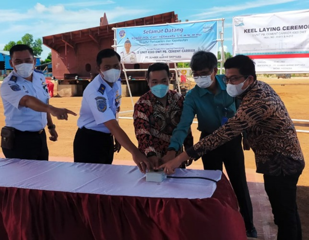 PENUHI KEBUTUHAN KAPAL KOMERSIL, KEMENHUB DORONG KOLABORASI PERUSAHAAN GALANGAN KAPAL DAN PELAYARAN NASIONAL
