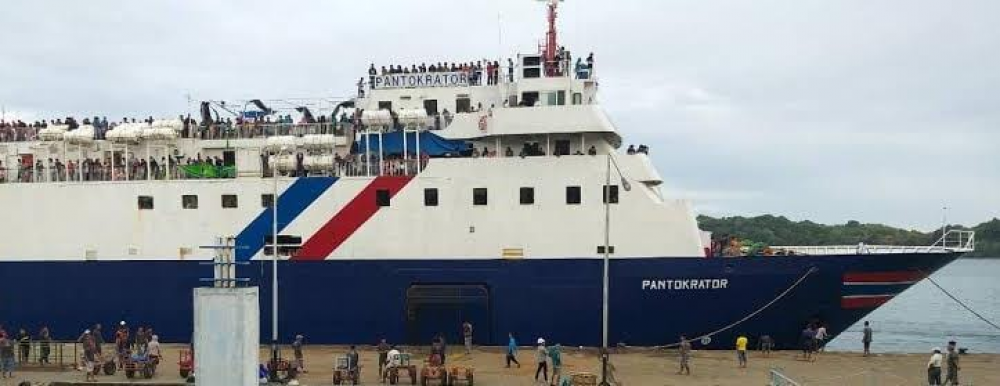 SYAHBANDAR PARE-PARE INGATKAN PENUMPANG KAPAL UNTUK SELALU MEMATUHI PROTOKOL KESEHATAN