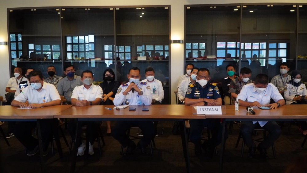 STAKEHOLDER PELABUHAN TANJUNG PRIOK KOMITMEN BERSAMA BERANTAS PUNGUTAN LIAR