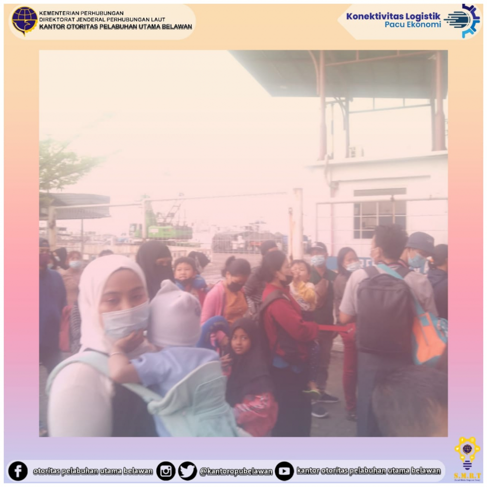"Keberangkatan Kapal KM. Kelud di Terminal Bandar Deli Belawan”