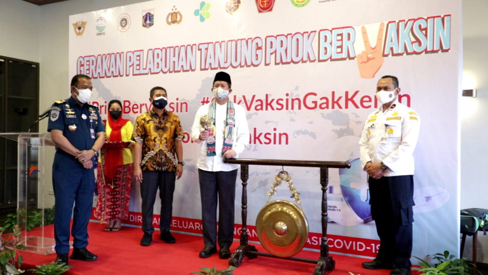 KEMENHUB GELAR VAKSIN MASSAL, PRIOK BERVAKSIN DIDEKLARASIKAN