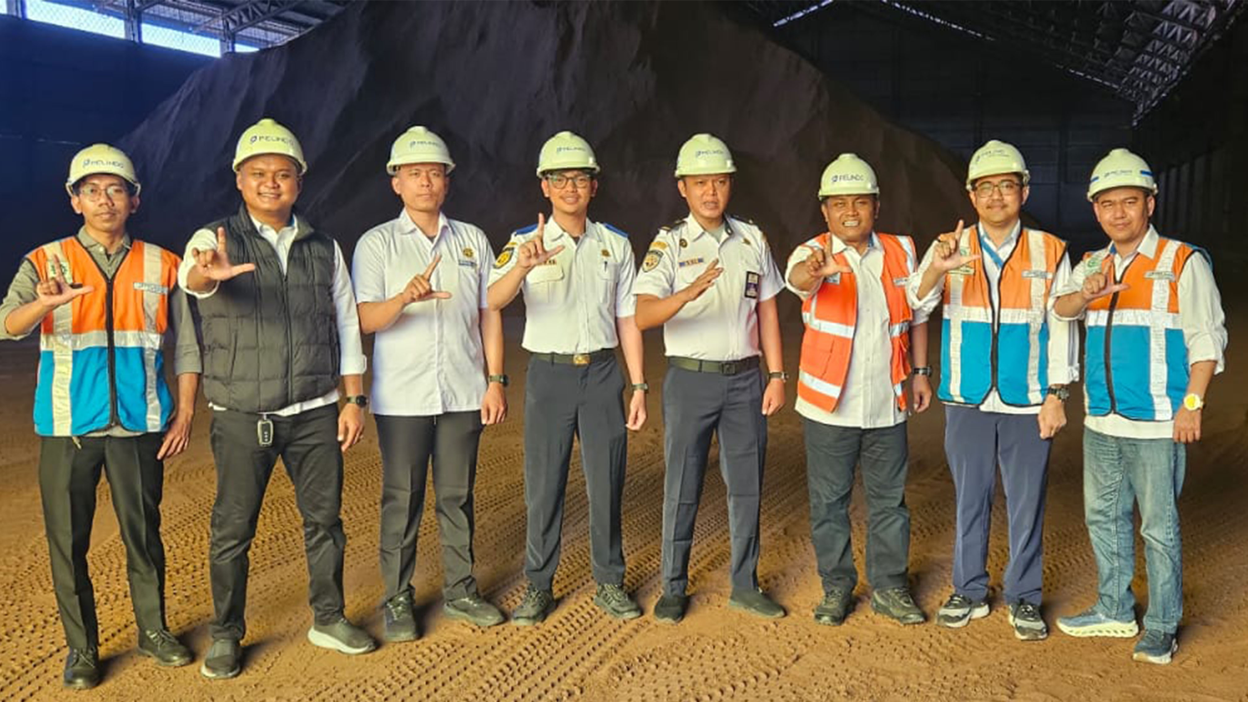 Kantor KSOP Kelas I Dumai melakukan Peninjauan Lapangan Monitoring dan Evaluasi Standar Kinerja Pelayanan Operasional Pelabuhan Dumai Triwulan II 2026.